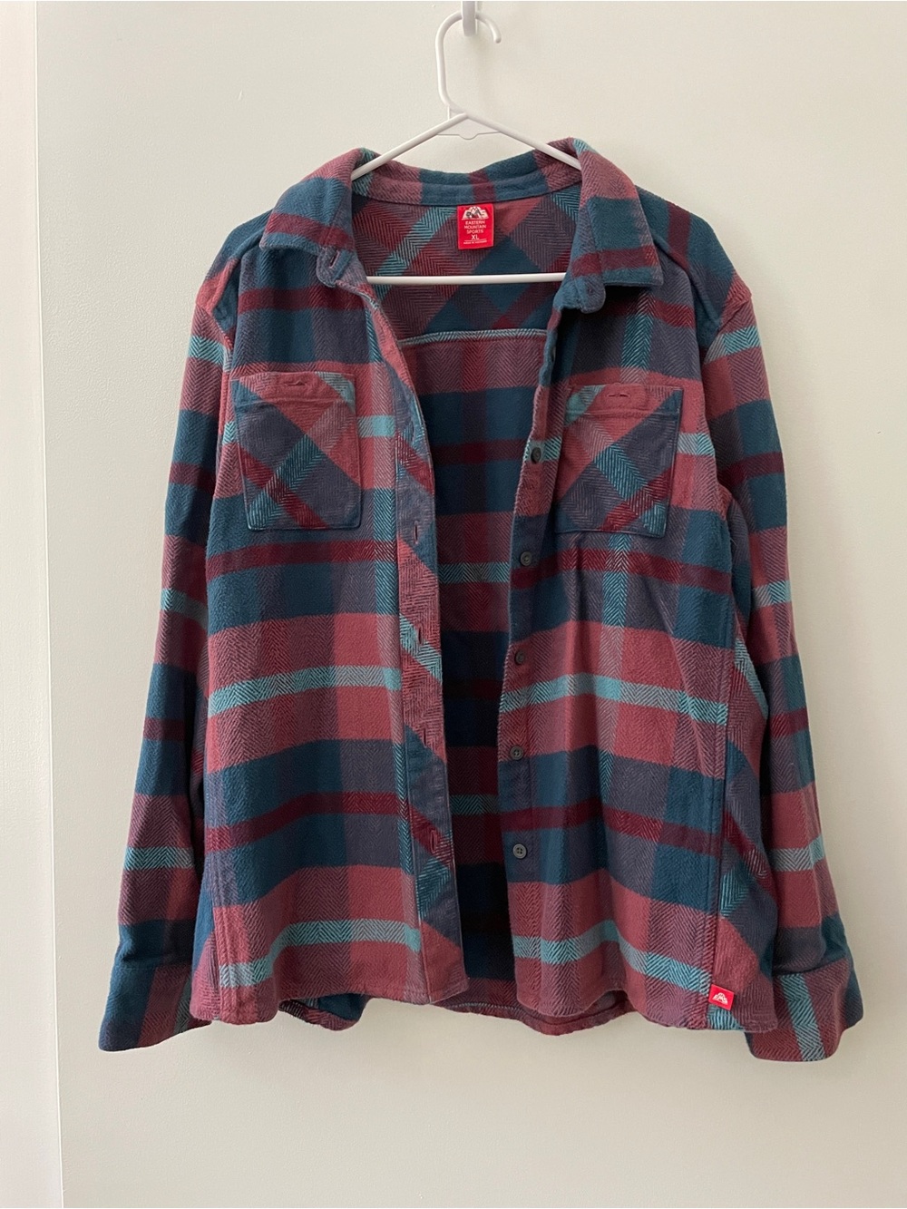 100% Cotton Eastern Mountain Sports Plaid Button Shirt Jacket - Blue & Maroon
